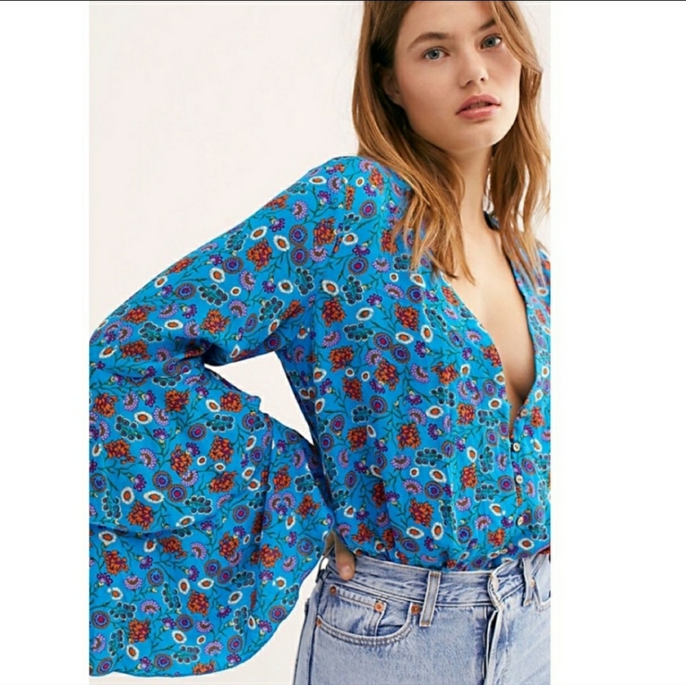 NWT Free People Blue Floral Bell Sleeve Bodysuit Blouse